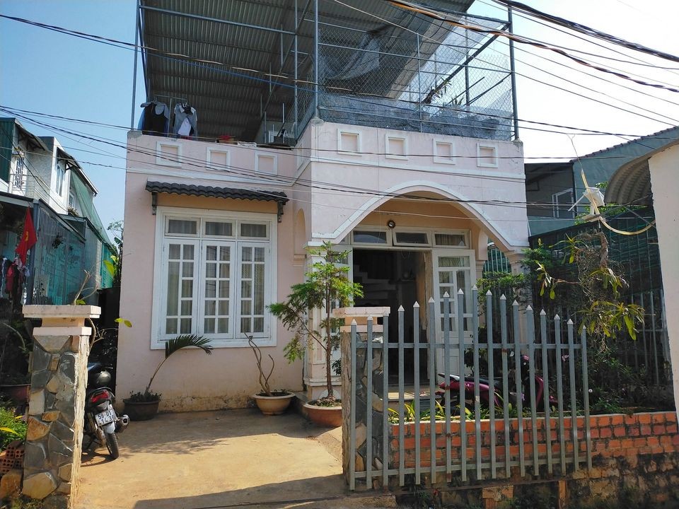 BÁN ĐẤT TẶNG NHÀ, HẺM Ô TÔ ĐƯỜNG KIM...